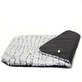 Pet Quick Warm up Snowflake Fleece Material Bed - Washable