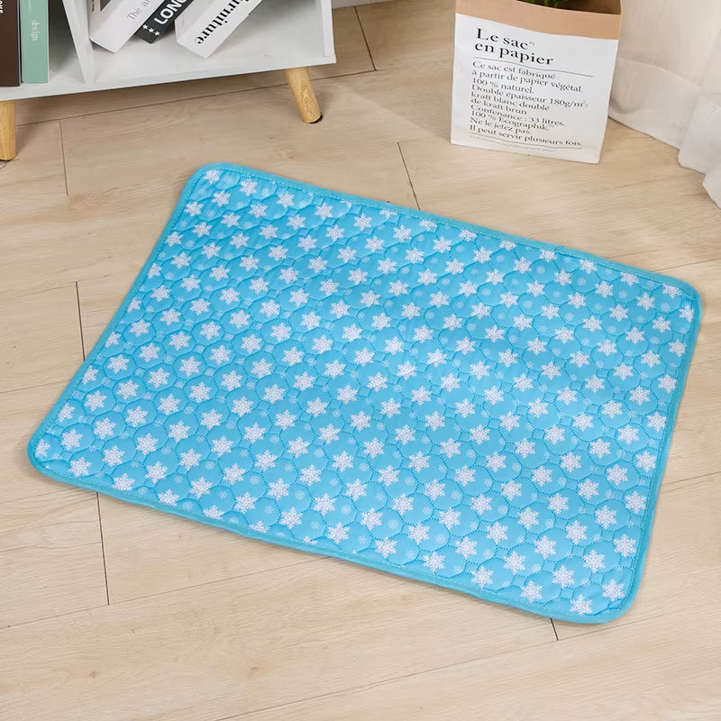 Washable Dog Pee Pad Blanket - Reusable Absorbent Diaper Mat for Puppy Training, Pet Bed, and Car Seat Cover