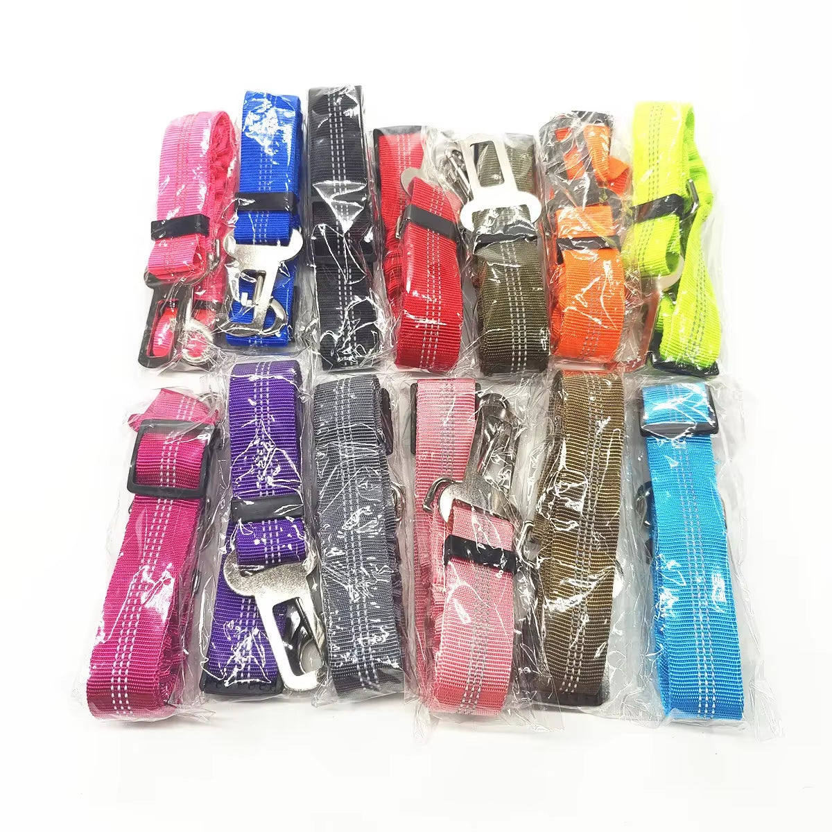 Adjustable Reflective Dog Car Seat Belt Harness with Cushioning and Elasticity for Safe Travel
