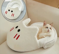 Adorable Slipper-Shaped Cat Bed, Plush Sofa with Soft Cushion for Small Cats, Cozy & Washable Pet Lounger, Non-Slip Bottom