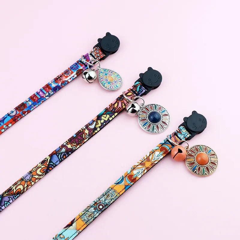Adjustable Breakaway AirTag Cat Collar with Integrated Tracker Holder & Safety Bell - Bohemian Print Kitten & Puppy Neck Strap