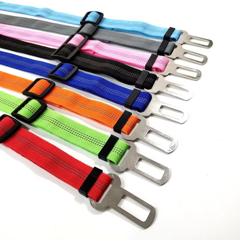 Adjustable Reflective Dog Car Seat Belt Harness with Cushioning and Elasticity for Safe Travel