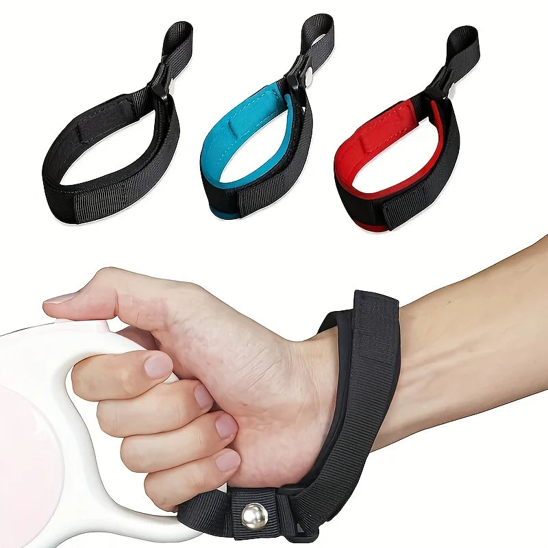 Pet Anti‑Fall Wristband with Retractable Leash – Non‑Slip Adjustable Dog Walking Strap for Safe Outdoor Use