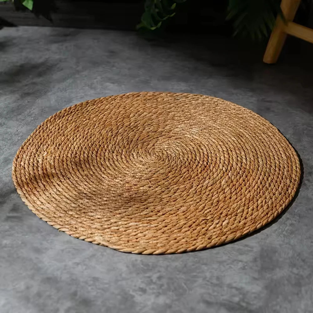 Round Cat Scratching Mat – 40cm Natural Fiber Rope Pad for Claw Care & Lounging