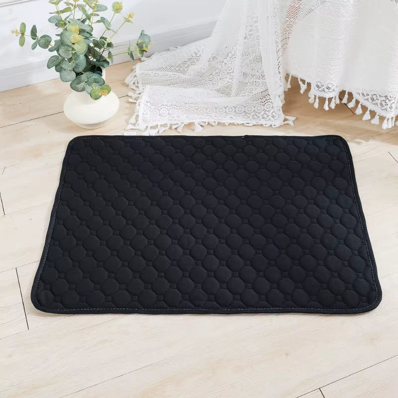 Washable Dog Pee Pad Blanket - Reusable Absorbent Diaper Mat for Puppy Training, Pet Bed, and Car Seat Cover