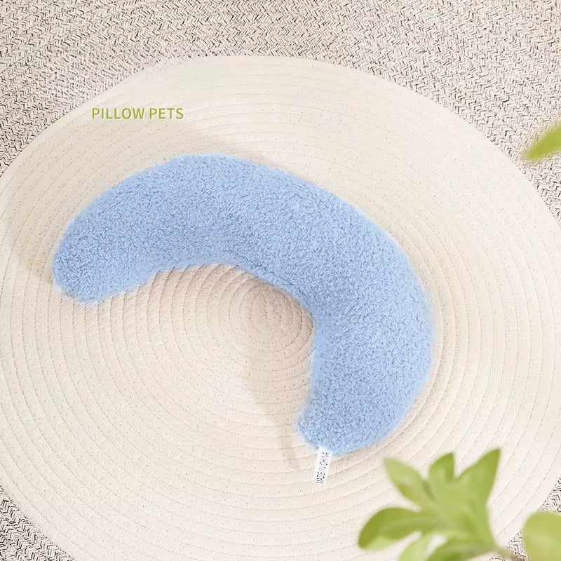 Crescent-Shaped Soft Pillow for Cats and Dogs - Universal Cervical Support Pet Bed