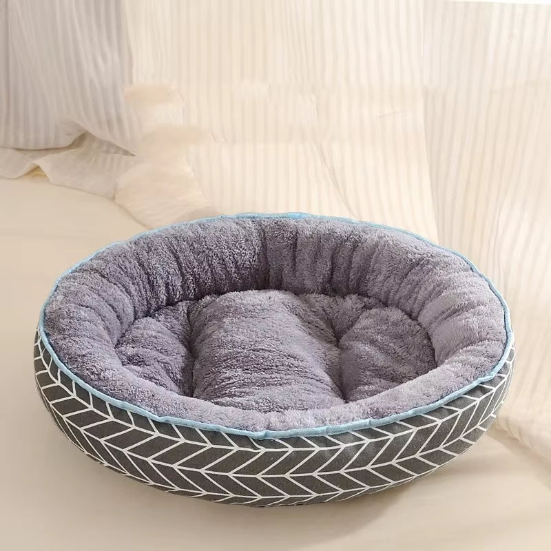 Silver Willow gray double-sided soft cotton cat nest for small and medium pets.