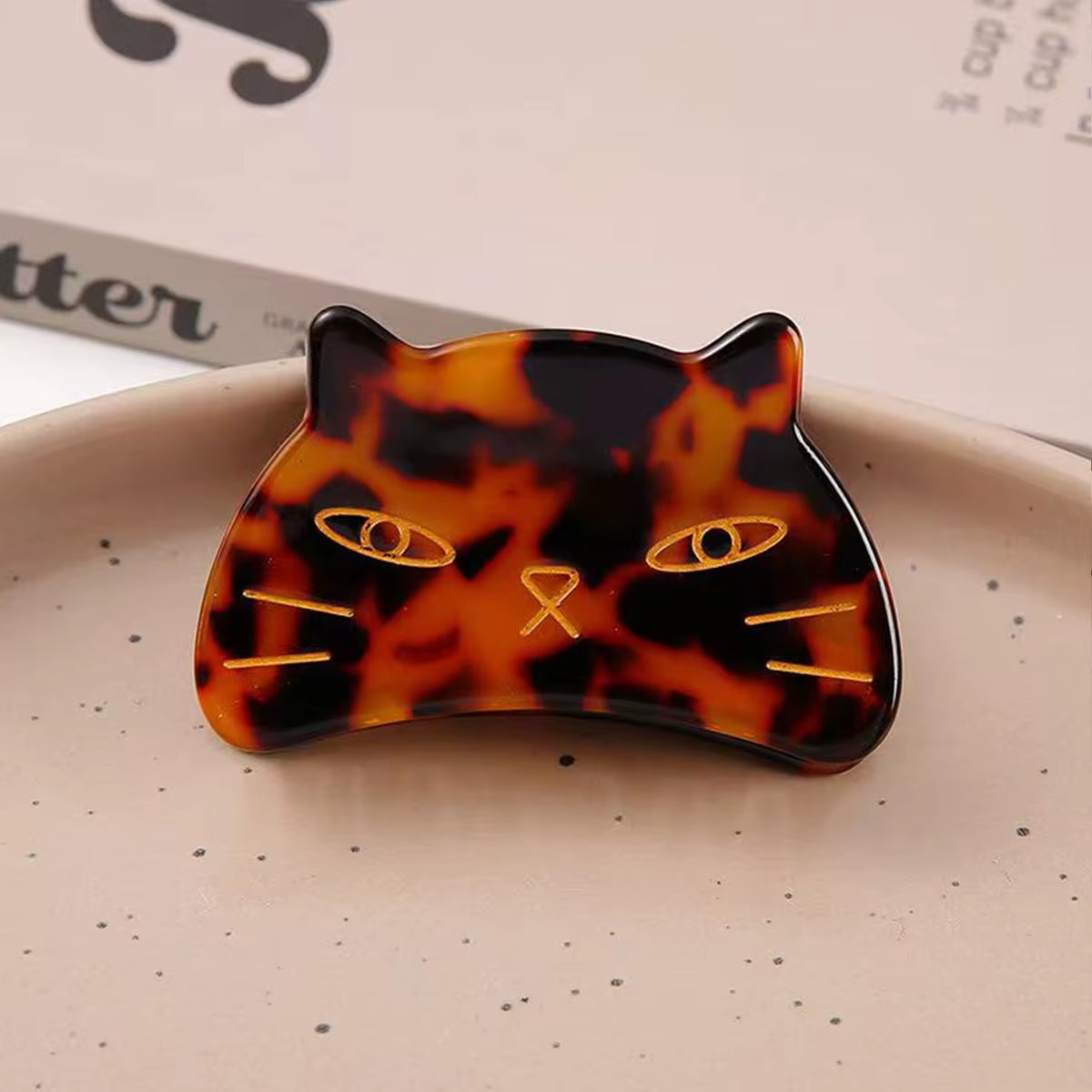 Acrylic Cat Claw Hair Clip