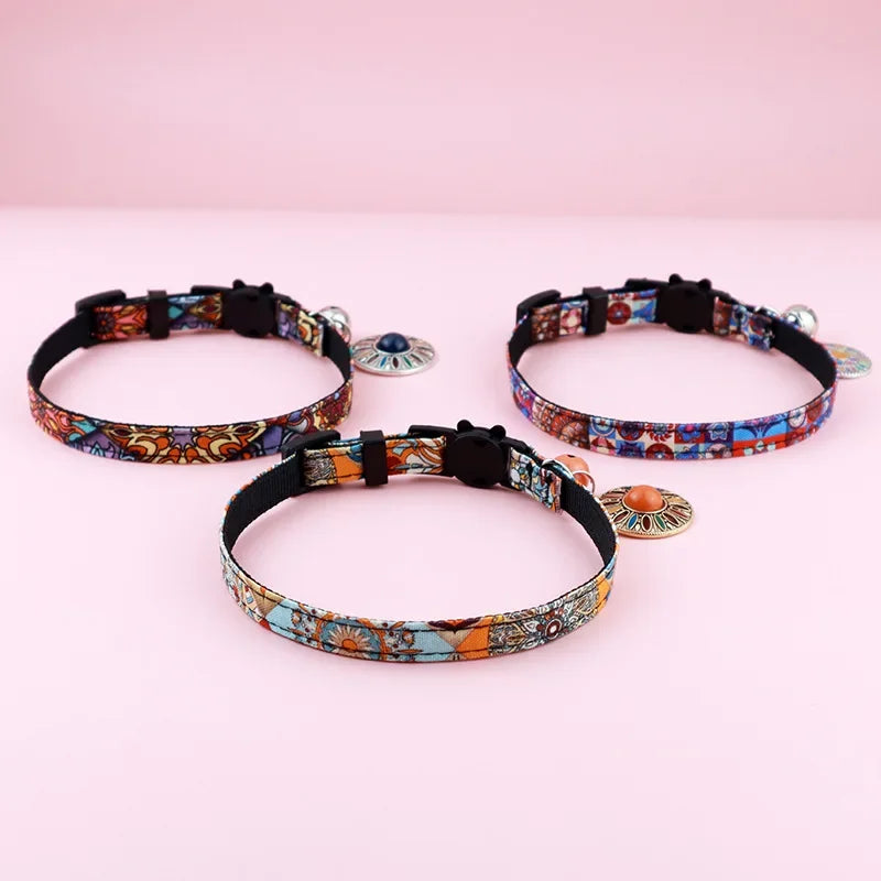 Adjustable Breakaway AirTag Cat Collar with Integrated Tracker Holder & Safety Bell - Bohemian Print Kitten & Puppy Neck Strap