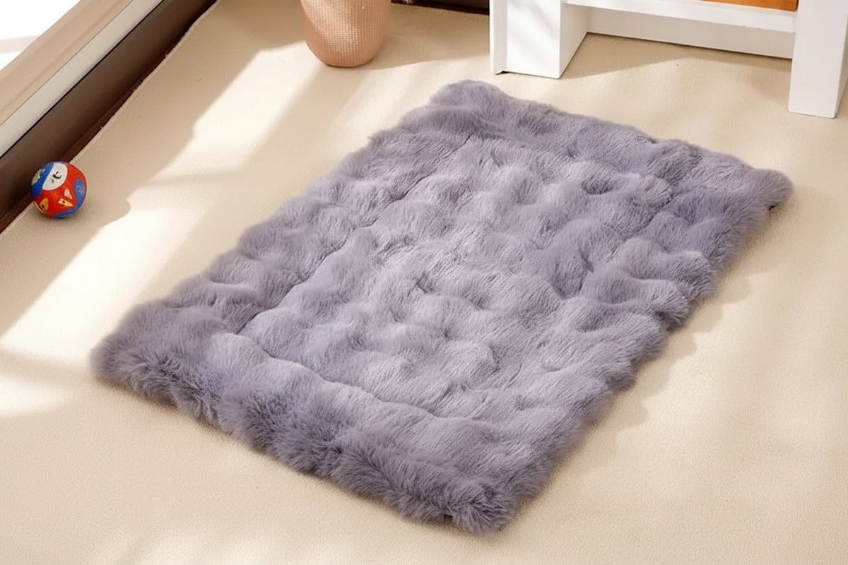 Royal Lavender purple thickened thermal fleece blanket for dogs and cats.